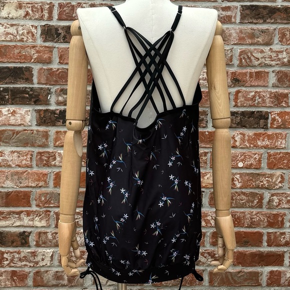 Peddney XL dark blue tankini floral swimsuit top / New with tags! - Picture 5 of 14